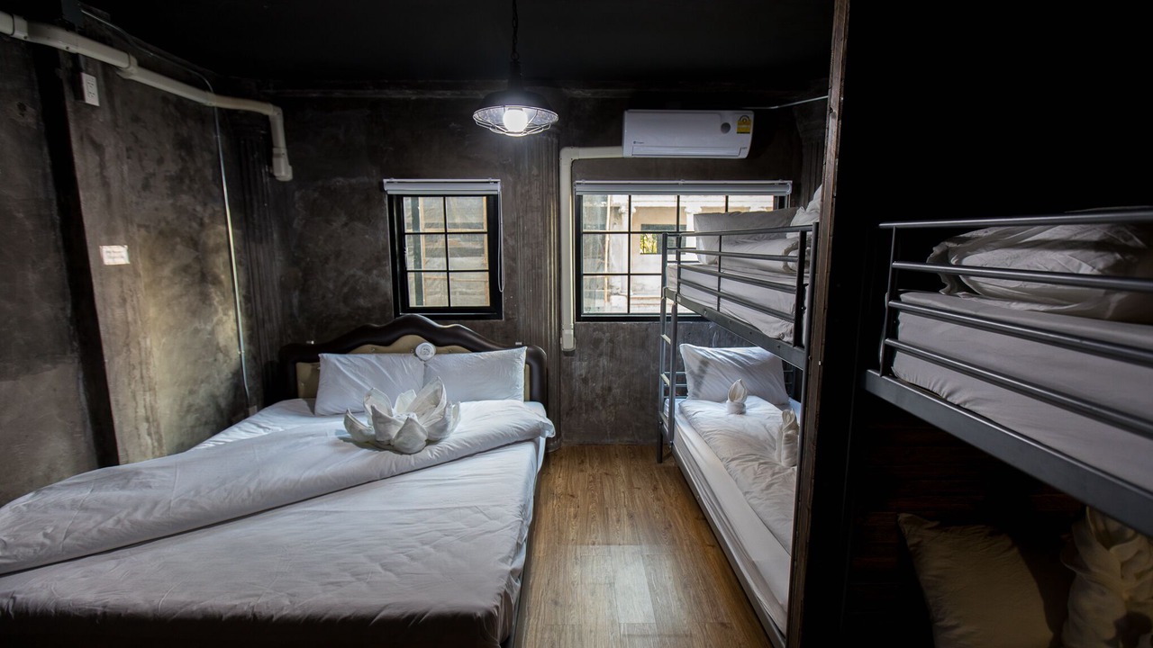Photo of Bedroom in Wong Sawang