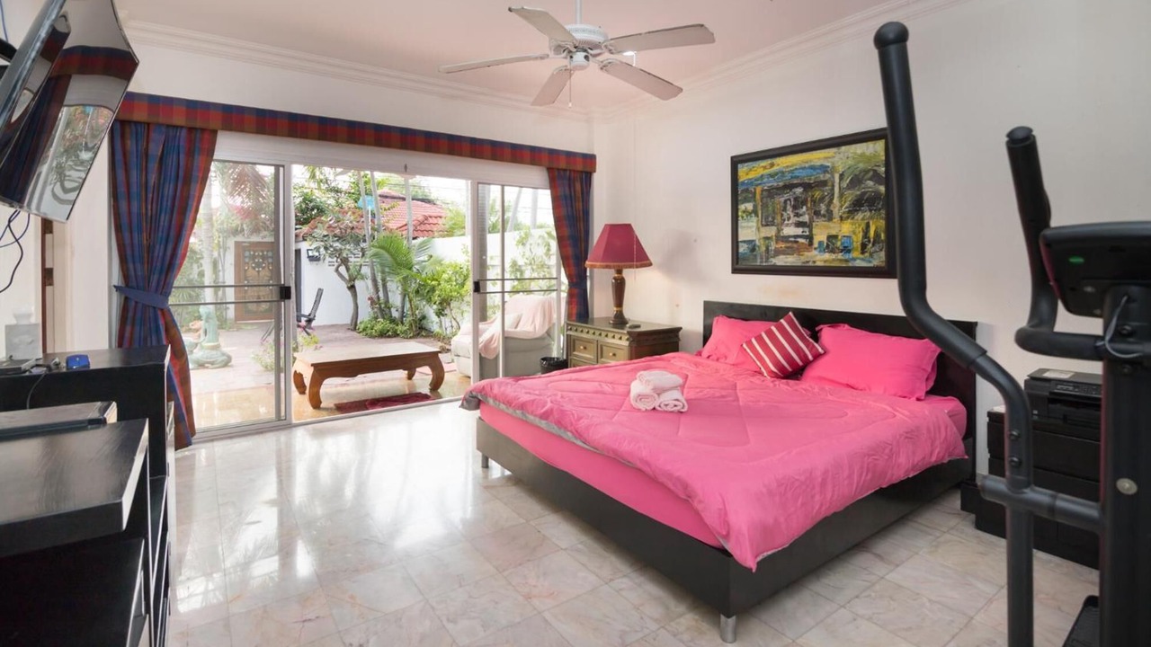 Photo of Bedroom in Na Kluea