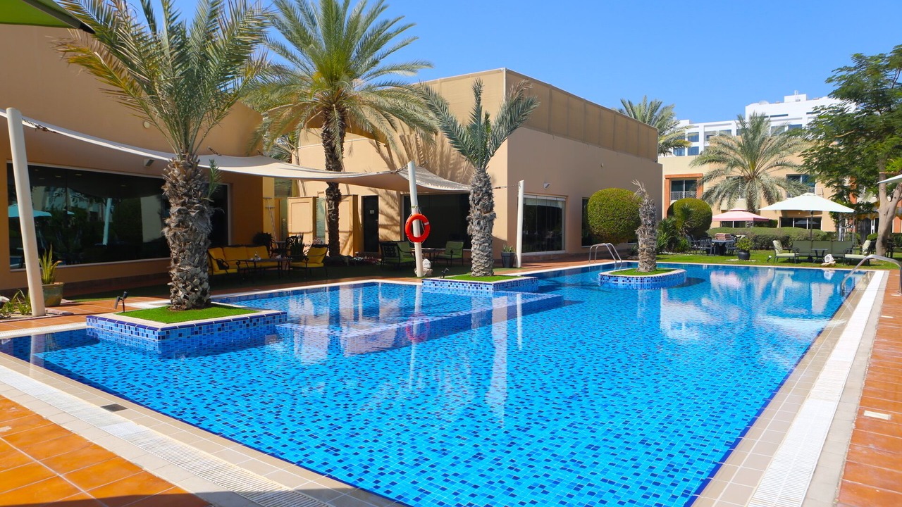 Photo of Outdoor in Al Barsha 1