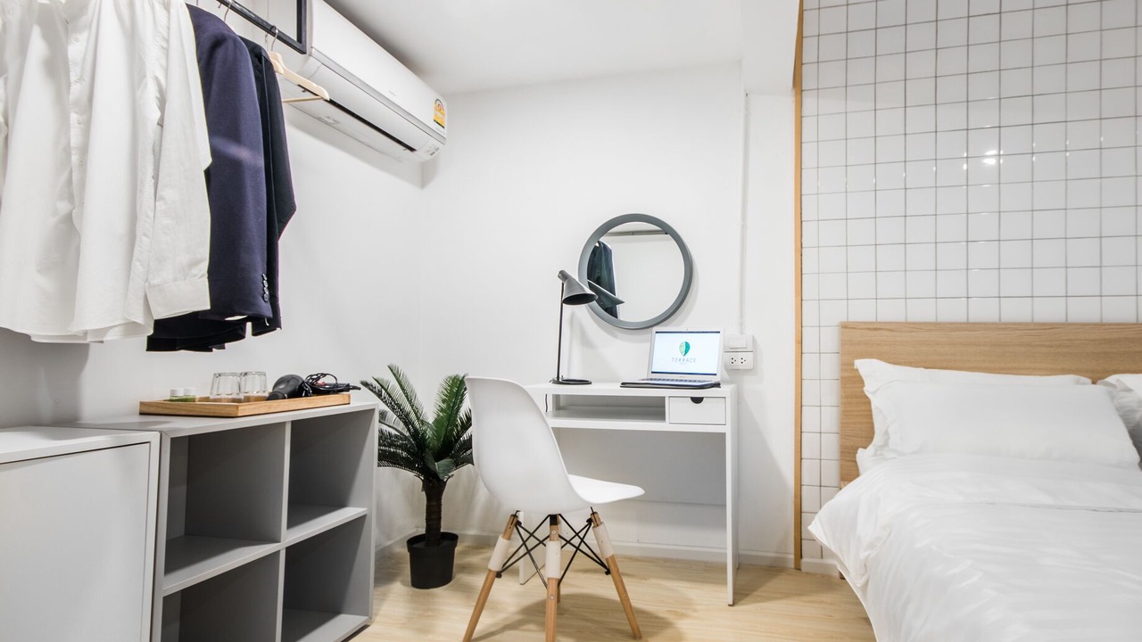 Photo of Bedroom in Khlong Tan Nuea