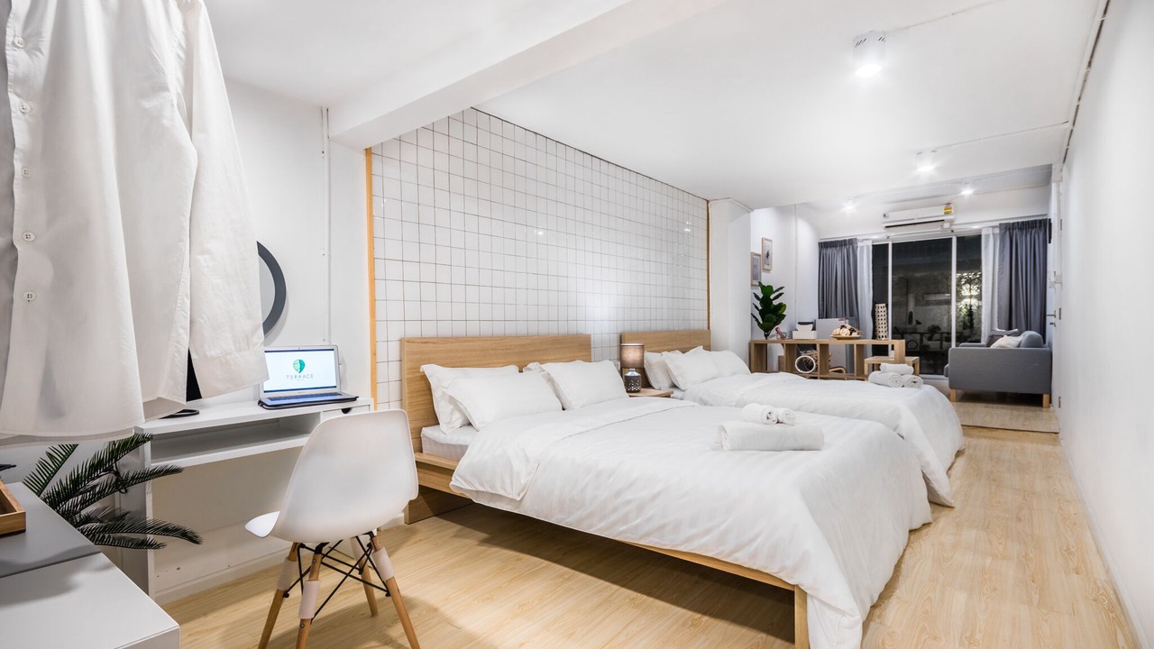 Photo of Bedroom in Khlong Tan Nuea