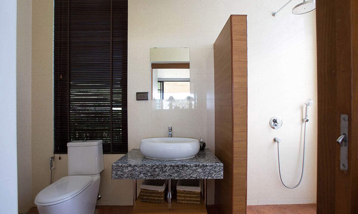 Photo of Bathroom in Laem Sing