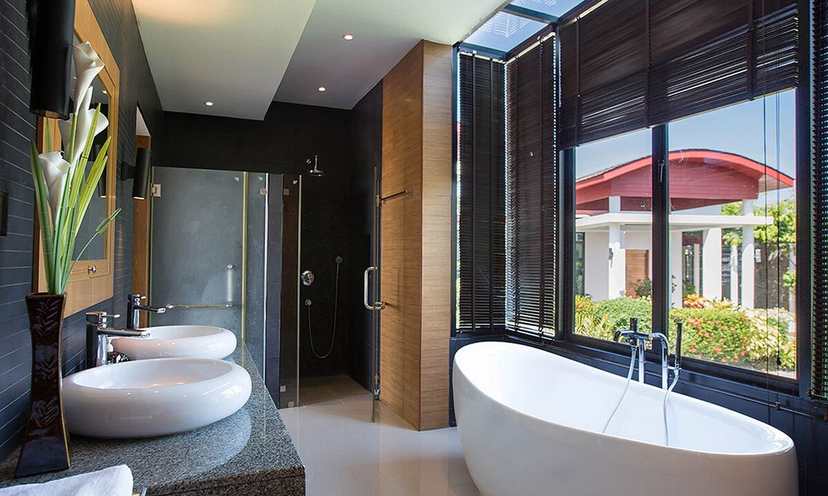 Photo of Bathroom in Laem Sing