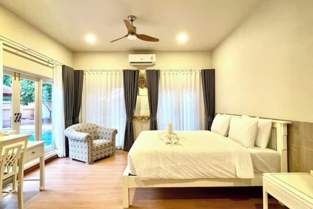 Photo of Bedroom in Na Kluea