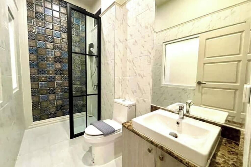 Photo of Bathroom in Na Kluea