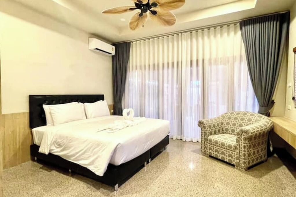 Photo of Bedroom in Na Kluea
