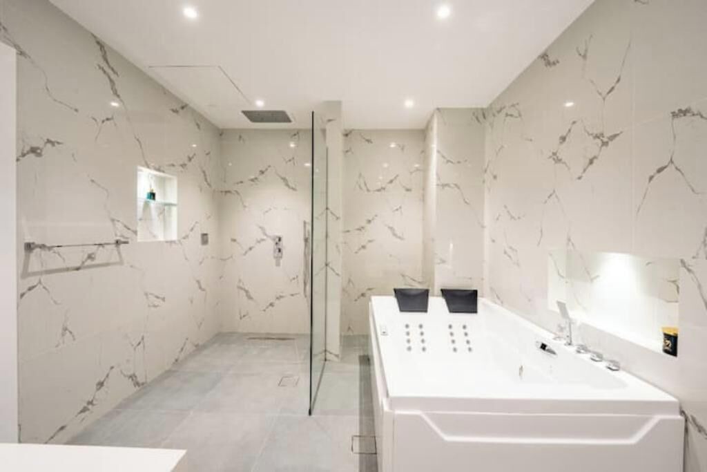 Photo of Bathroom in Dubai Internet City