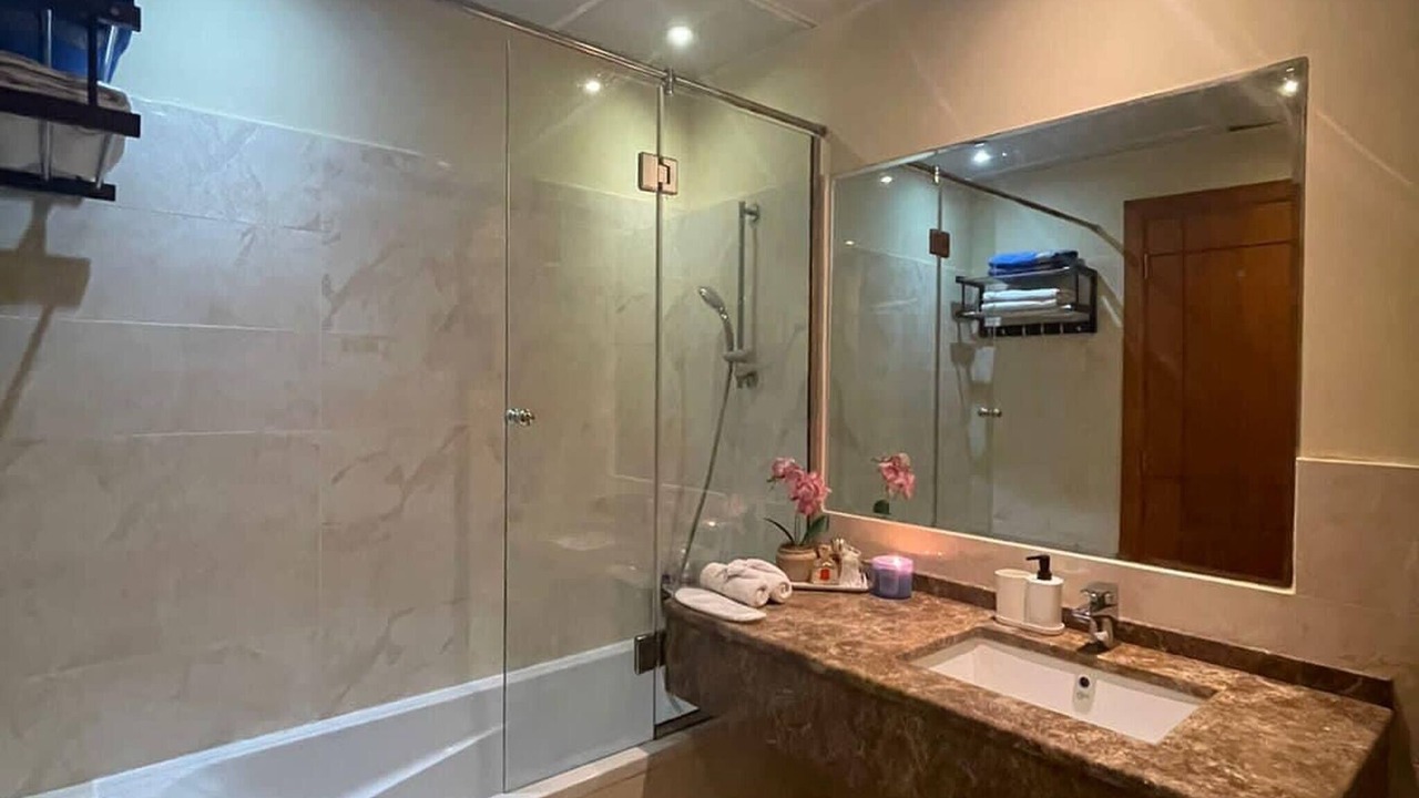 Photo of Bathroom in Al Barsha 1