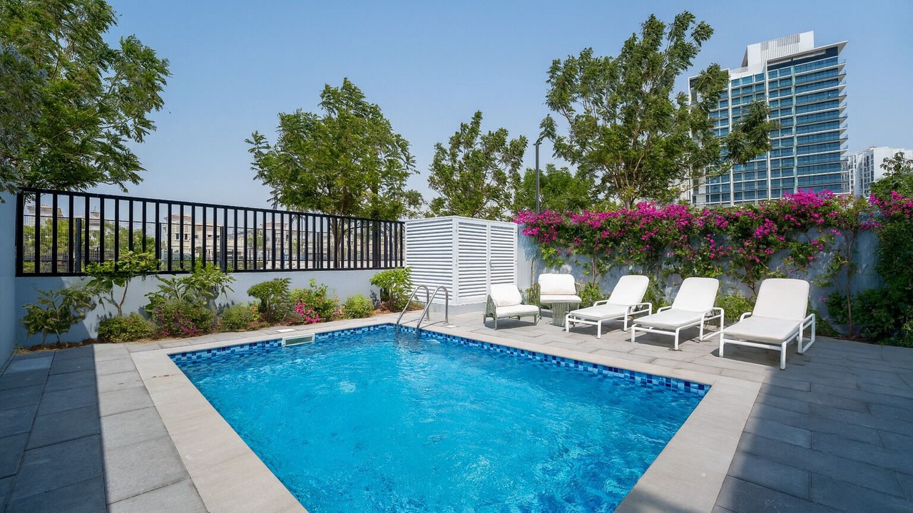 Photo of Outdoor in Jumeirah Village Circle