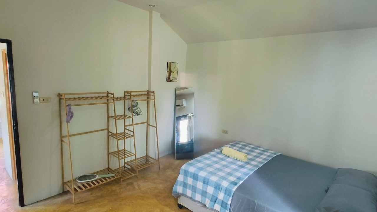 Photo of Bedroom in Thong Sala
