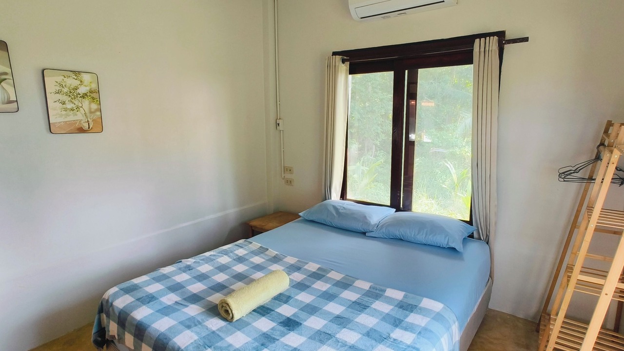 Photo of Bedroom in Thong Sala