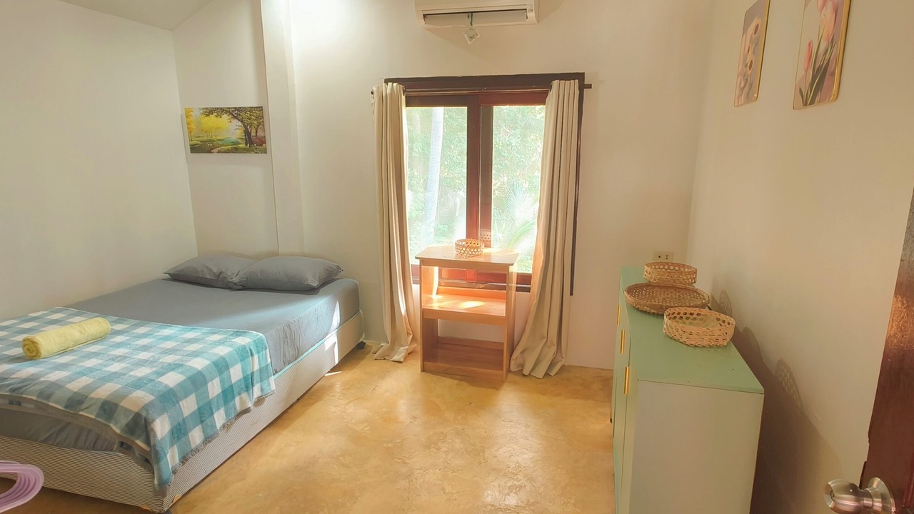 Photo of Bedroom in Thong Sala