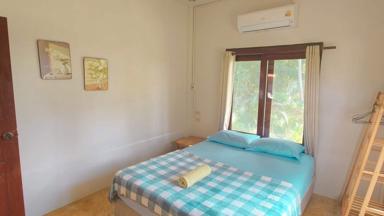 Photo of Bedroom in Thong Sala