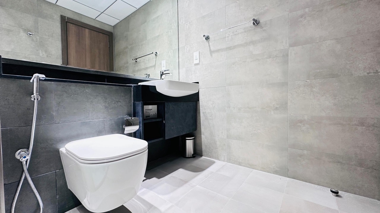 Photo of Bathroom in Jebel Ali