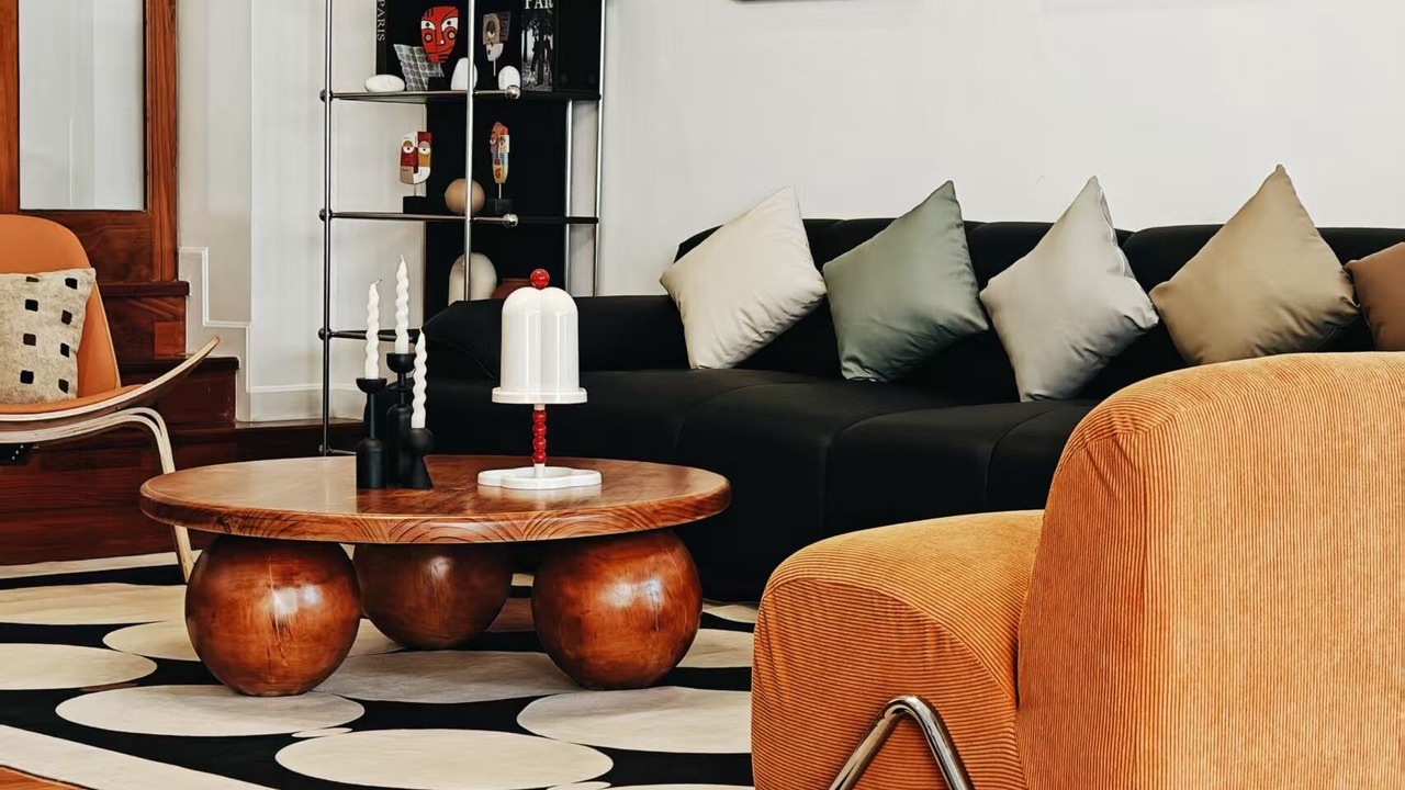 Photo of Livingroom in Khlong Tan Nuea