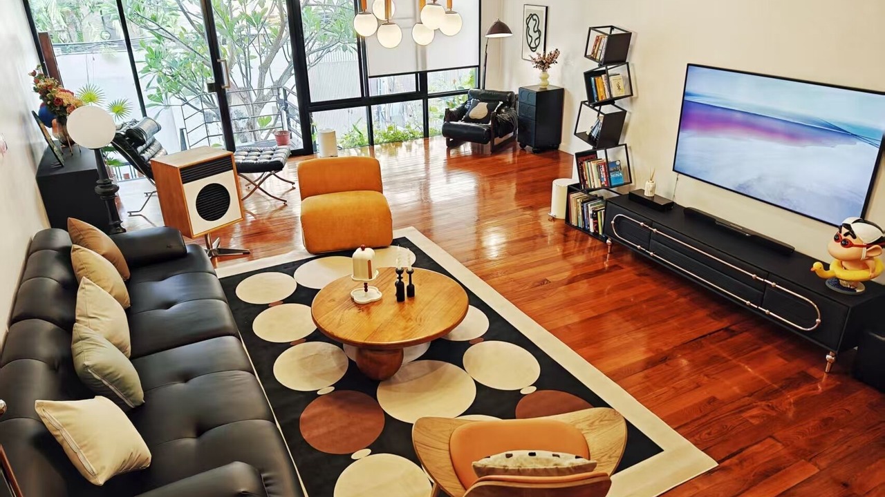 Photo of Livingroom in Khlong Tan Nuea