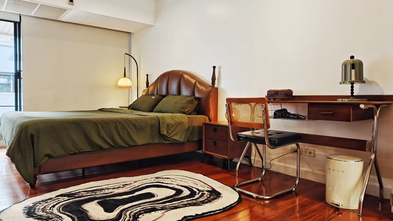 Photo of Bedroom in Khlong Tan Nuea