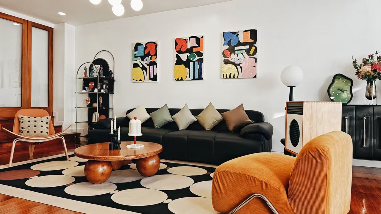 Photo of Livingroom in Khlong Tan Nuea