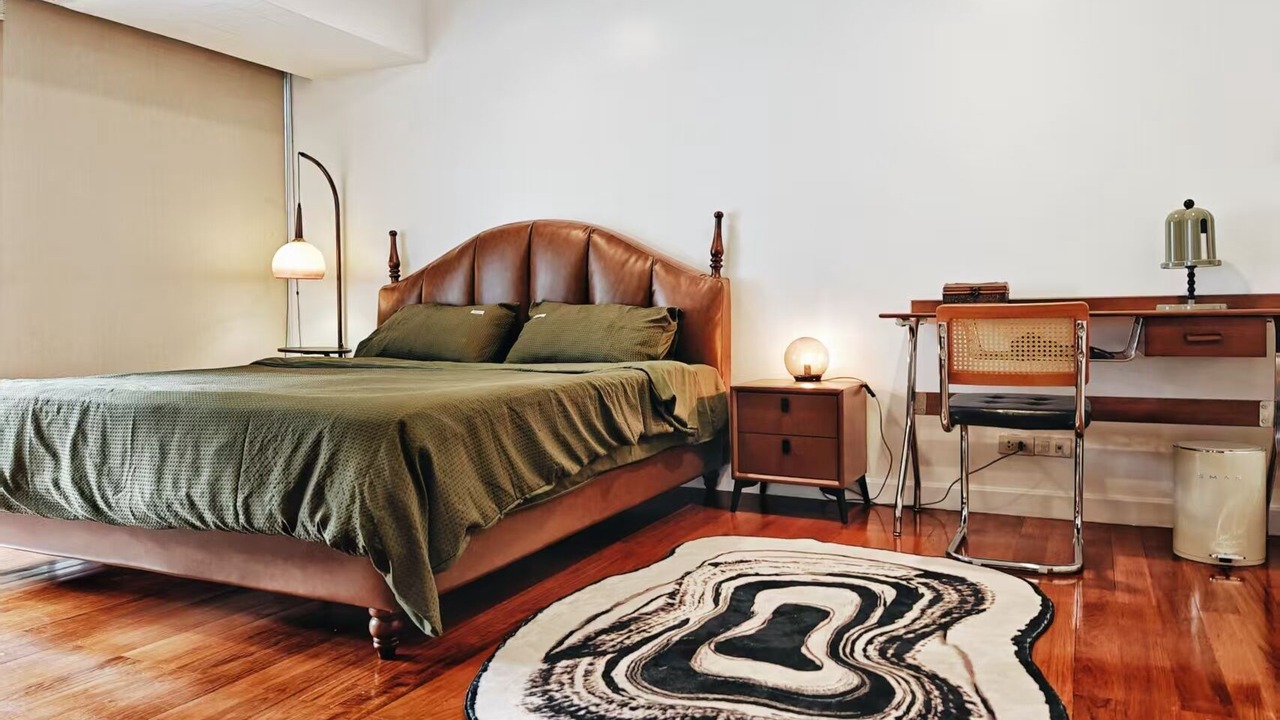 Photo of Bedroom in Khlong Tan Nuea