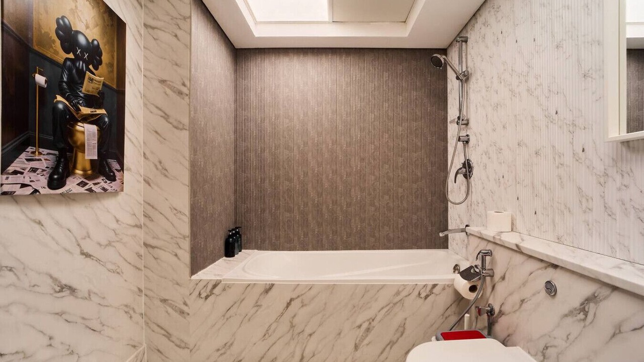 Photo of Bathroom in Bur Dubai