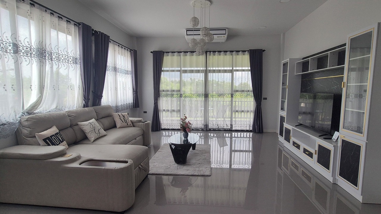 Photo of Livingroom in Sawang Daen Din