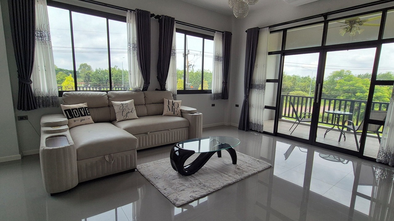 Photo of Livingroom in Sawang Daen Din