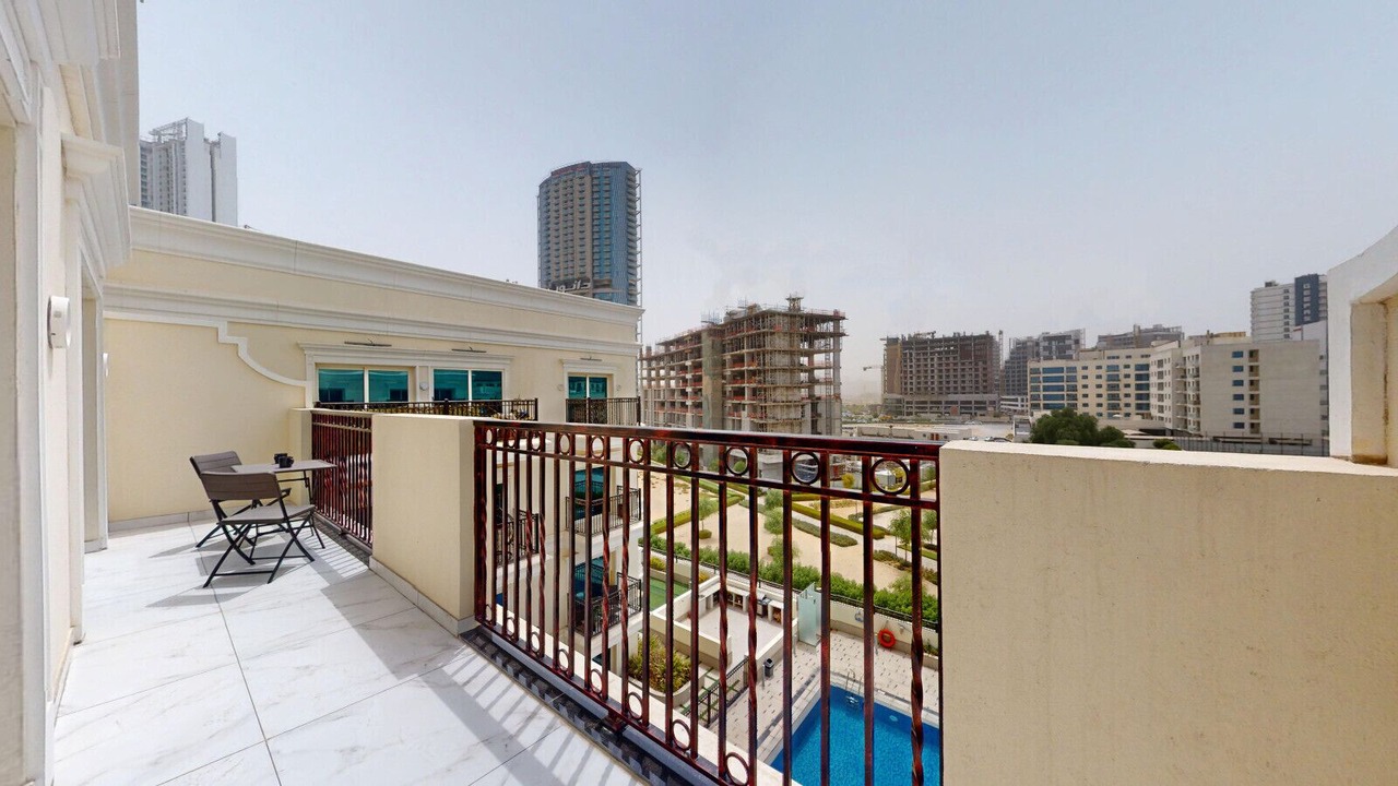 Photo of Patio Balcony in Al Barsha