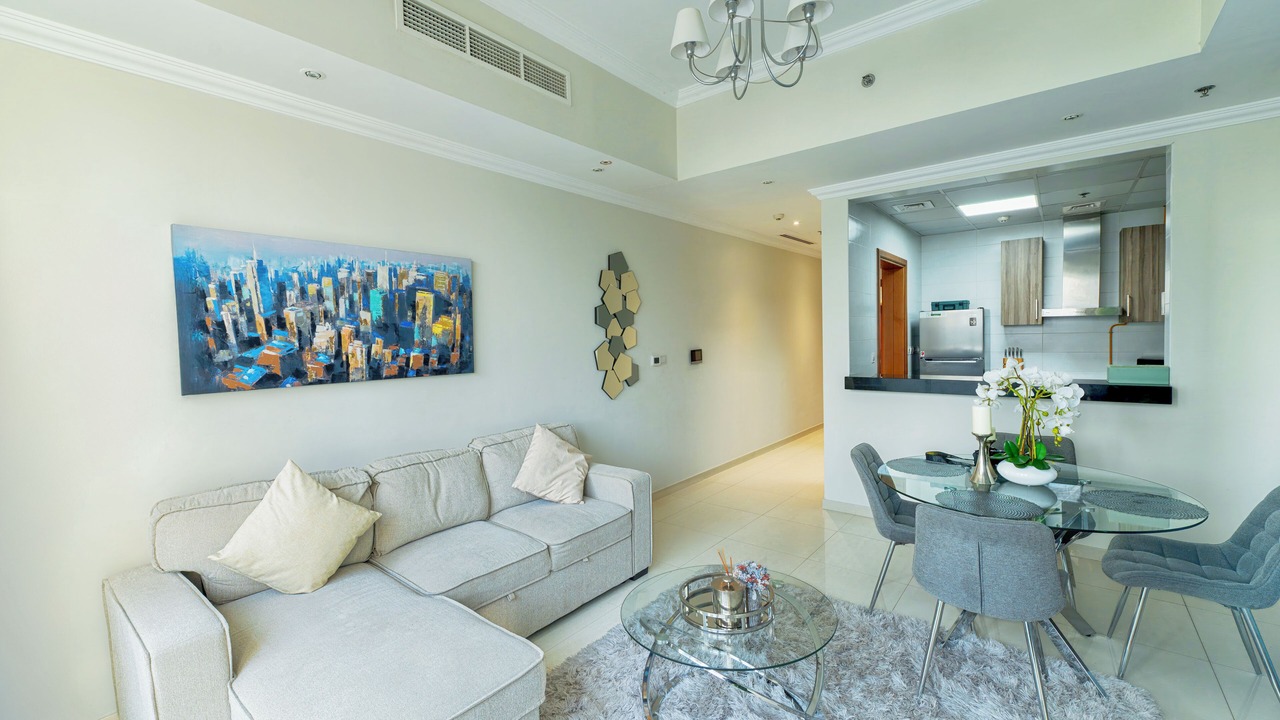 Photo of Livingroom in Za'abeel 2