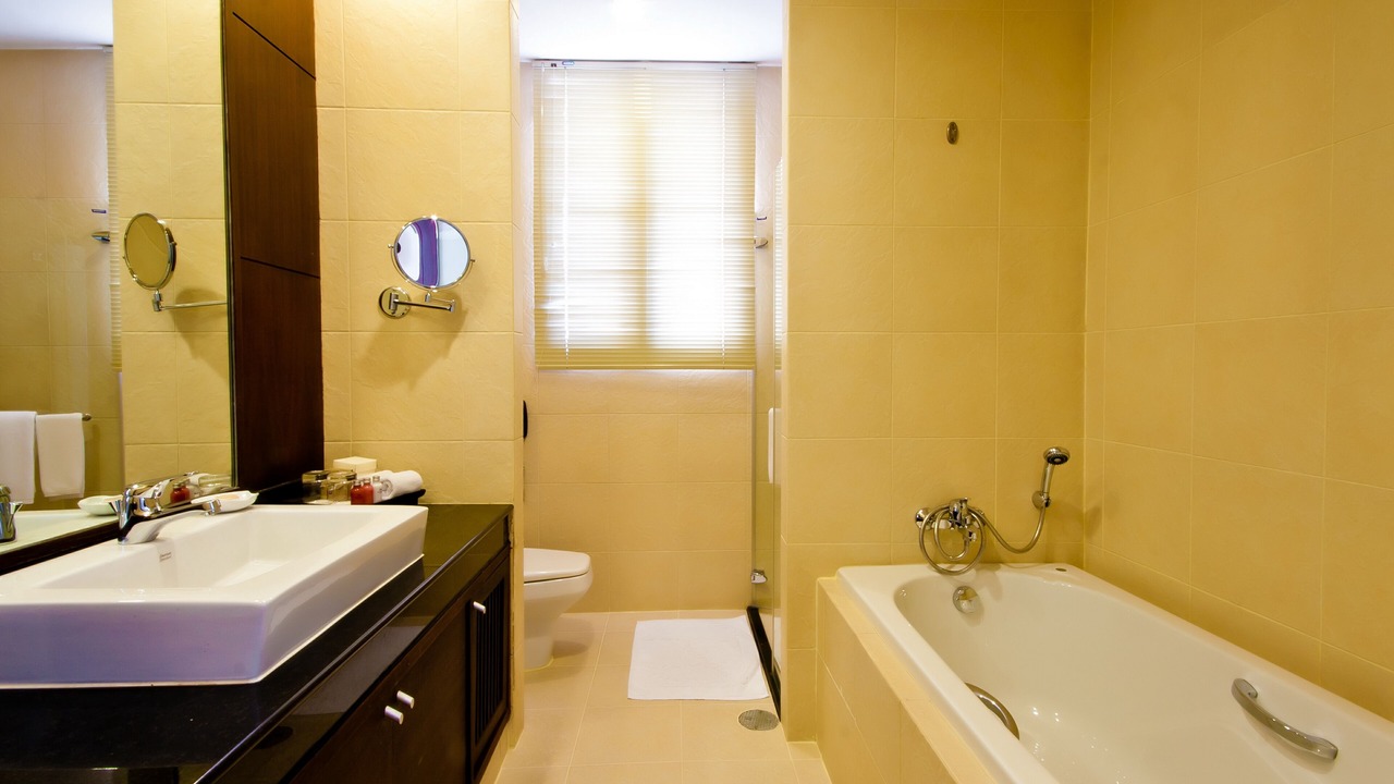 Photo of Bathroom in Khlong Toei Nuea