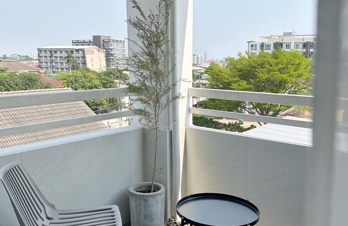 Photo of Outdoor in Phra Khanong