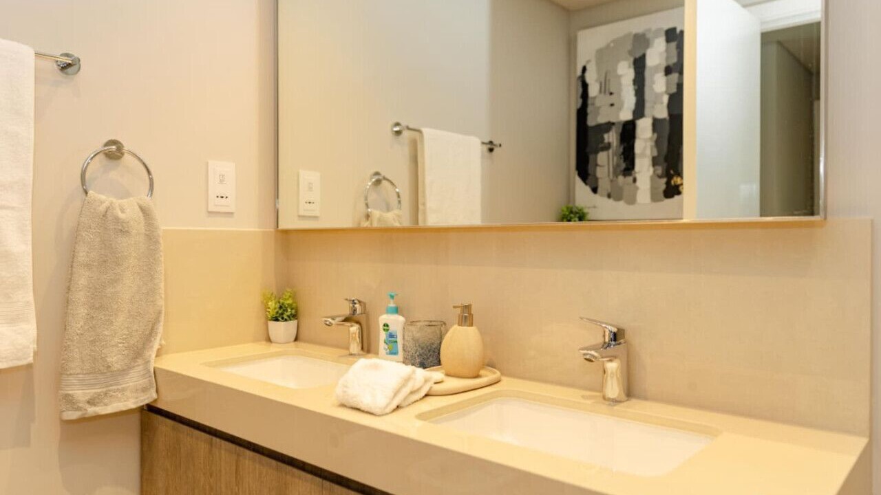Photo of Bathroom in Za'abeel 2
