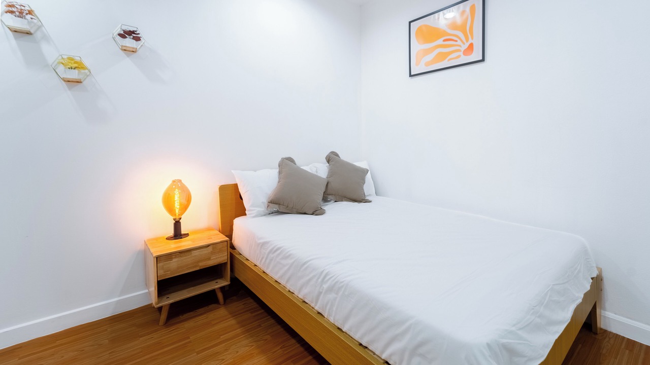 Photo of Bedroom in Phra Khanong Nuea