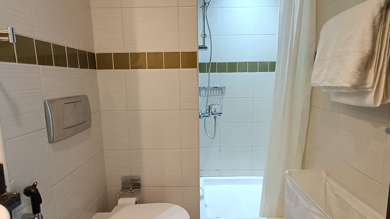 Photo of Bathroom in Jadaf