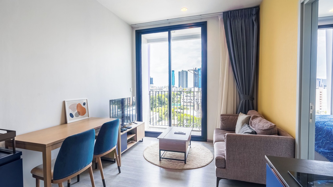 Photo of Livingroom in Khlong Tan Nuea