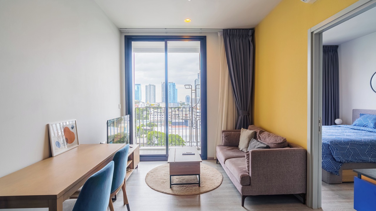 Photo of Livingroom in Khlong Tan Nuea