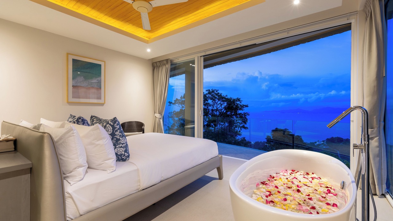 Photo of Bedroom in Mae Nam