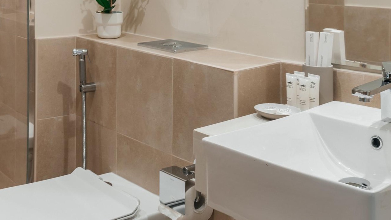 Photo of Bathroom in Bur Dubai