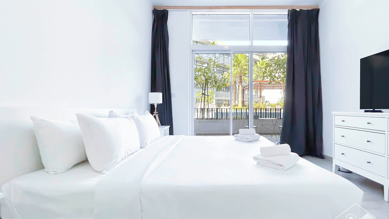 Photo of Bedroom in Jumeirah Village