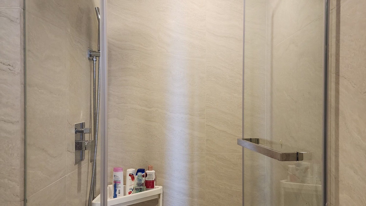 Photo of Bathroom in Pratunam