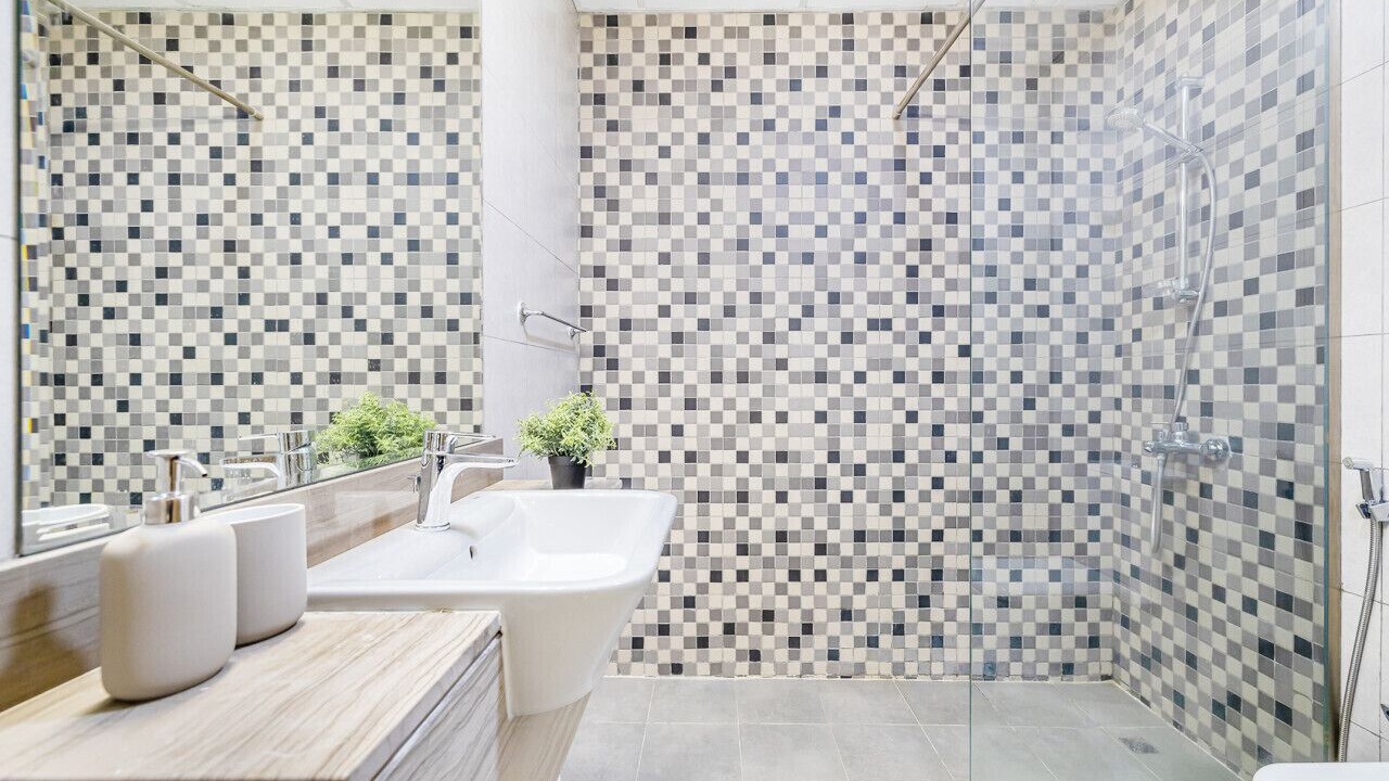 Photo of Bathroom in Discovery Gardens