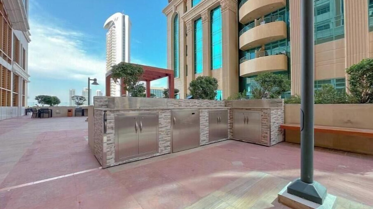 Photo of Patio Balcony in Al Sufouh