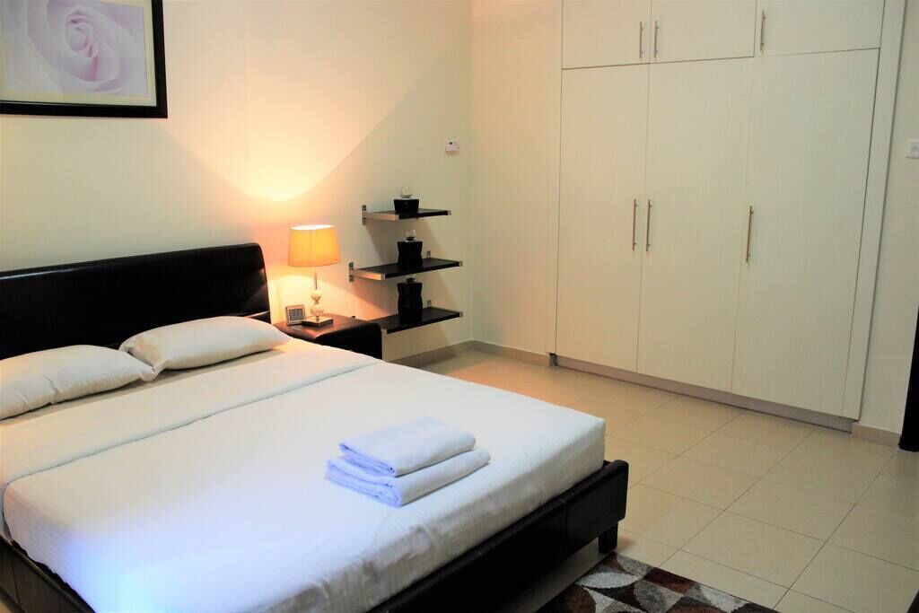 Photo of Bedroom in Trade Centre 1