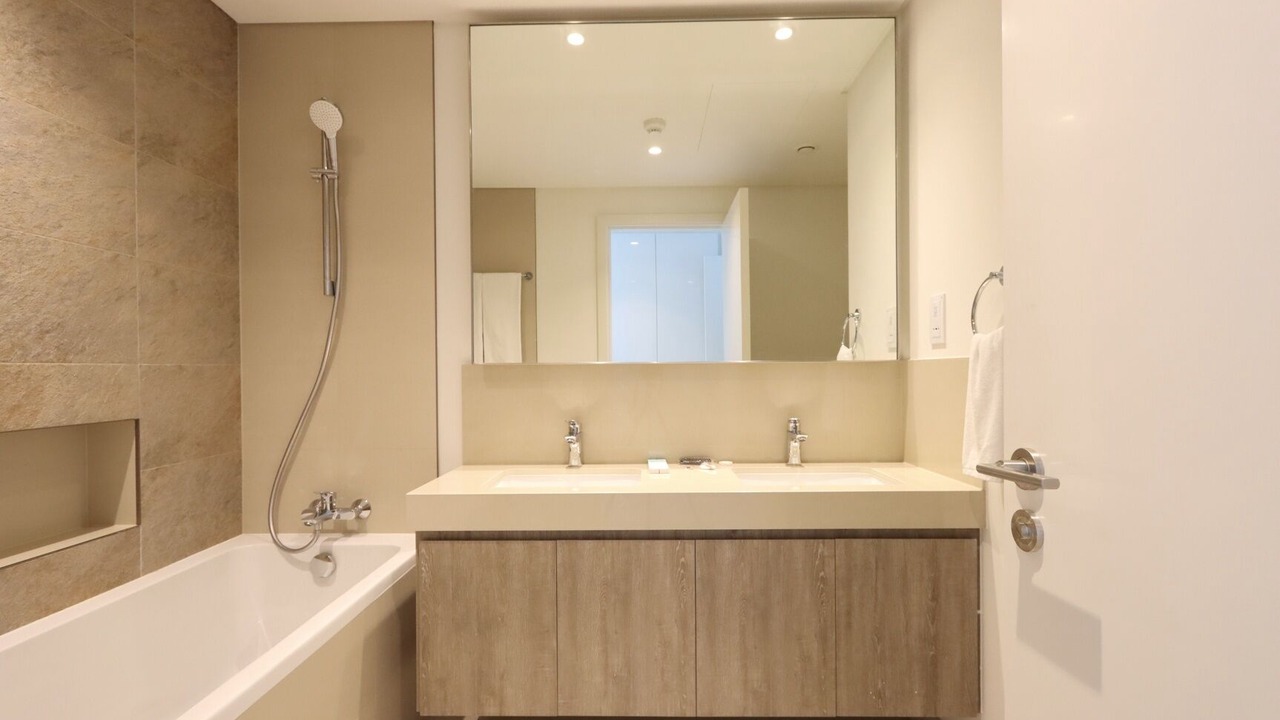 Photo of Bathroom in Za'abeel 2