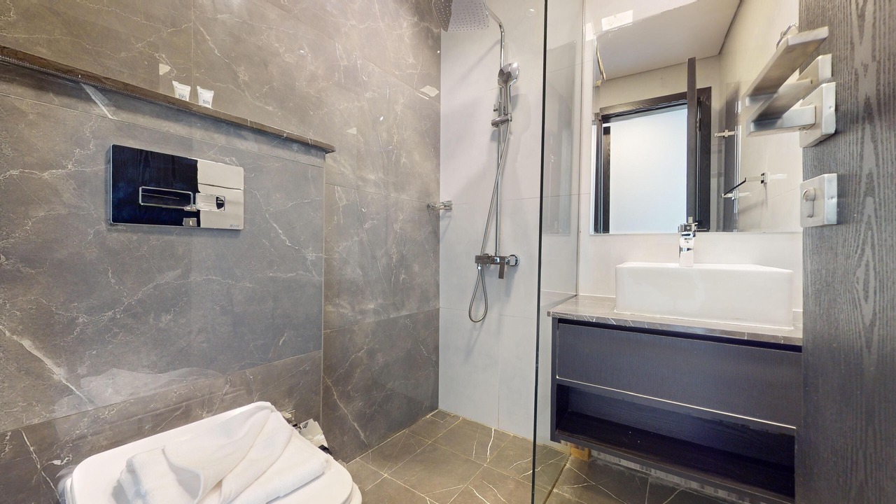 Photo of Bathroom in Al Barsha