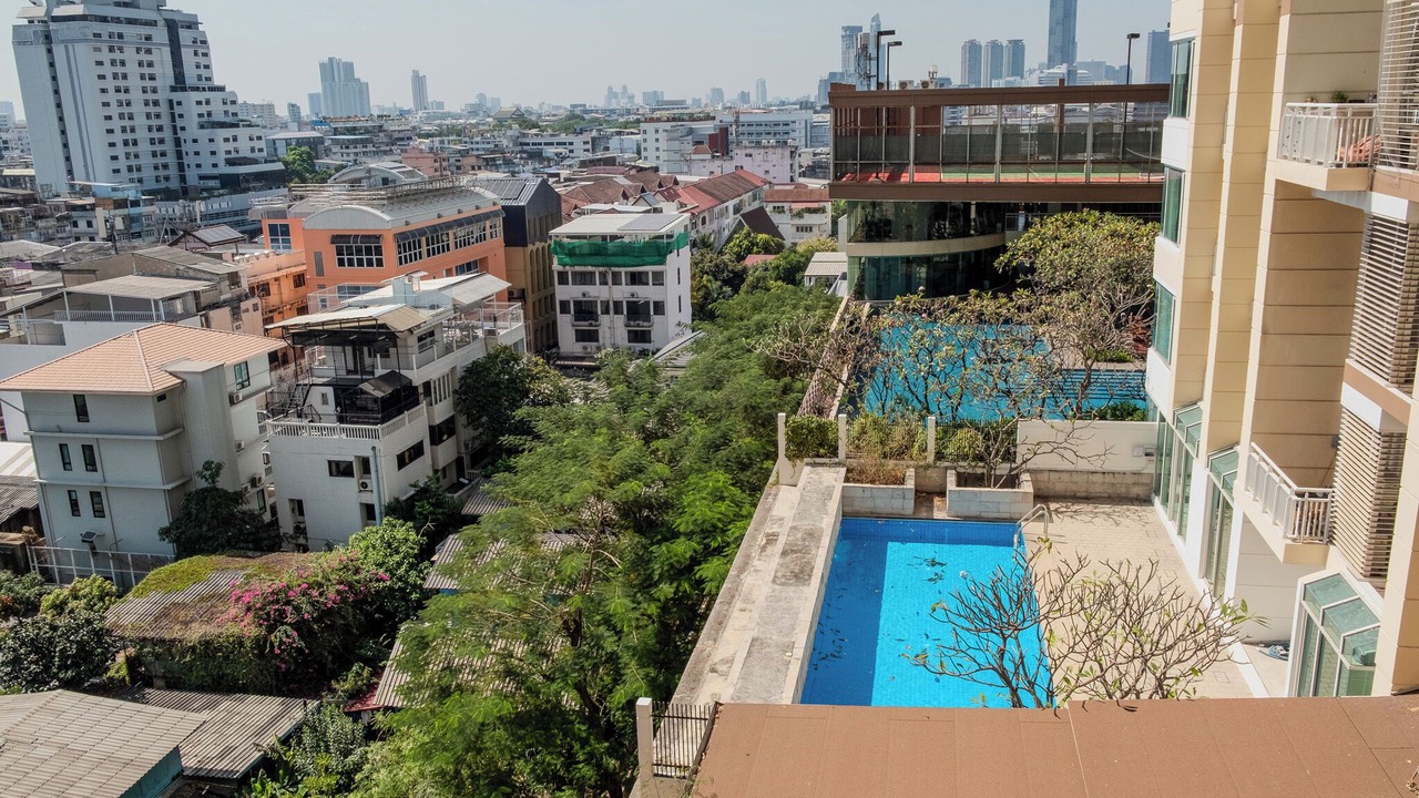 Photo of Patio Balcony in Yan Nawa