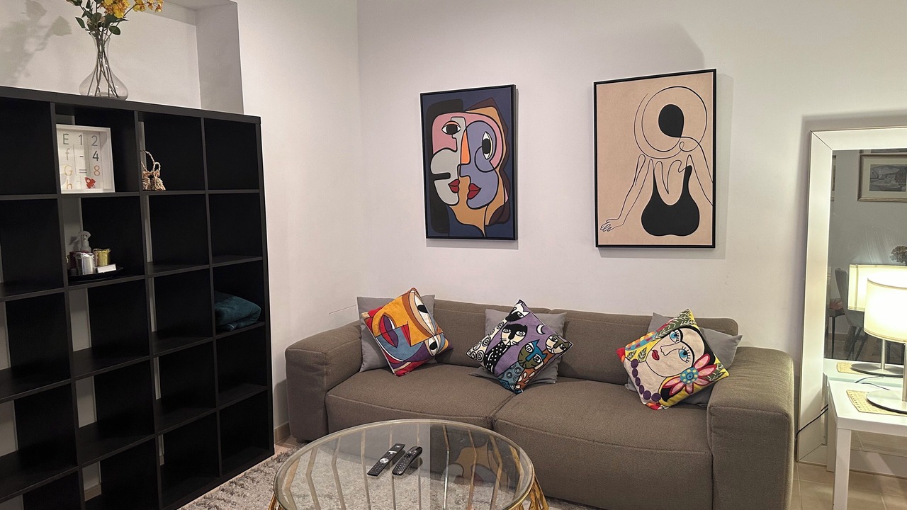 Photo of Livingroom in Jebel Ali