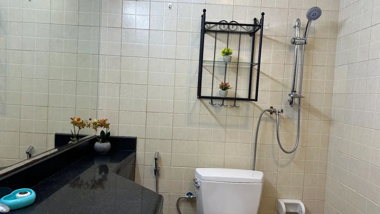 Photo of Bathroom in Discovery Gardens