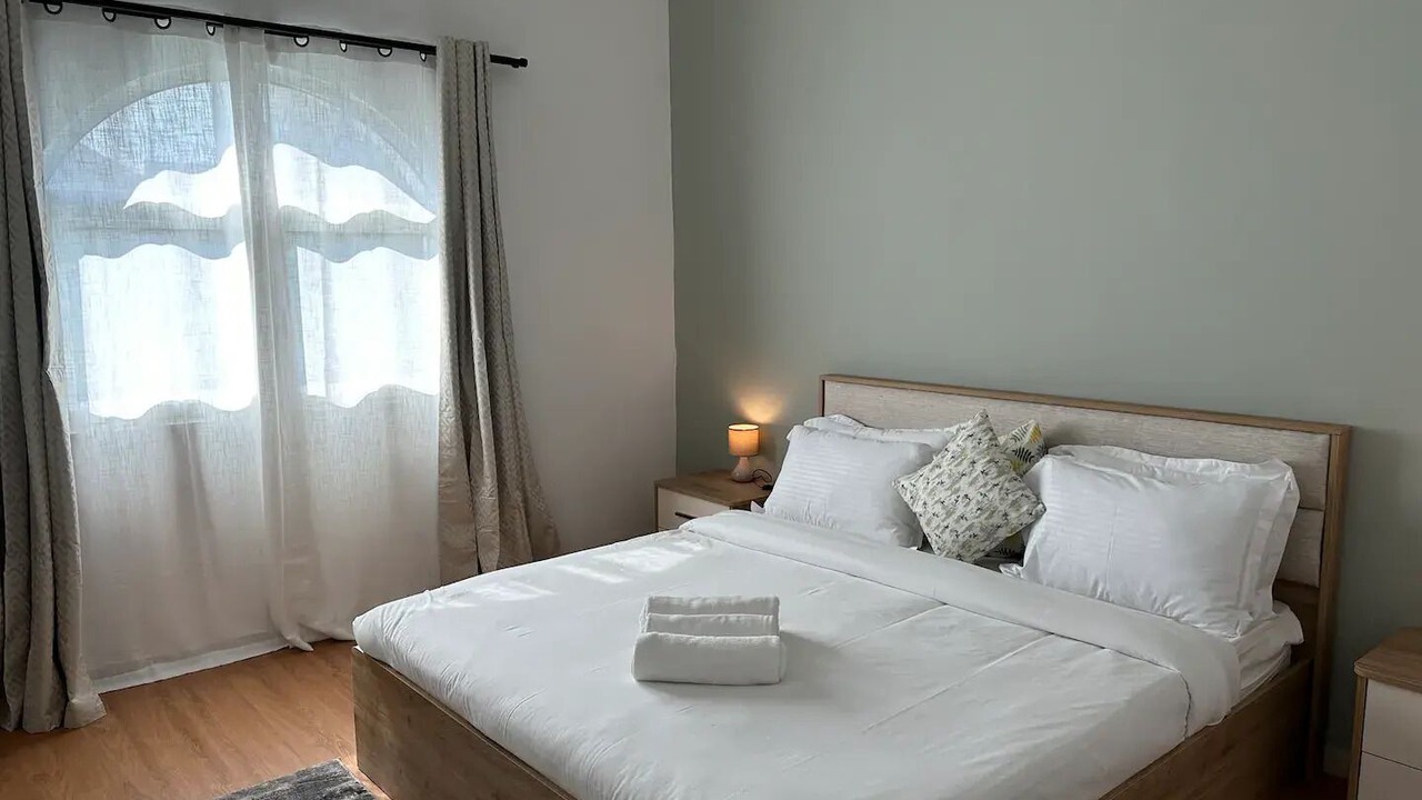 Photo of Bedroom in Discovery Gardens