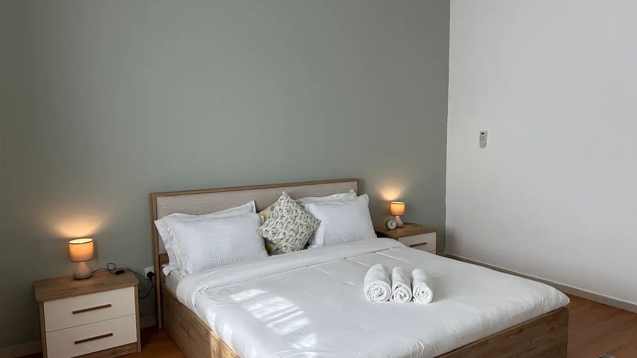 Photo of Bedroom in Discovery Gardens