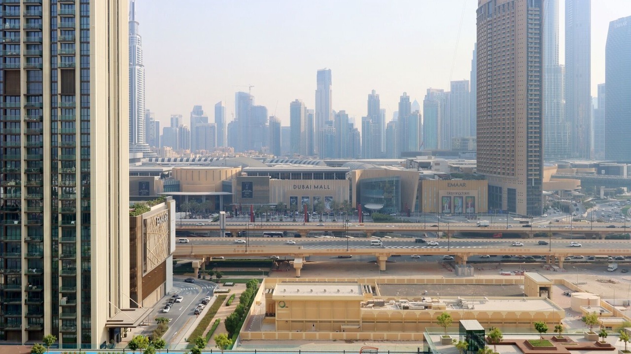 Photo of Outdoor in Trade Center